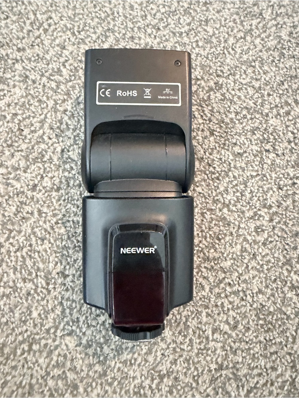 Neewer On-Camera Flash - Black